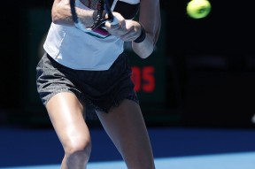 科维托娃在快船比赛中重要助攻，败北引发热议！赢得满堂喝彩(快船掘金全场回放)