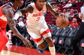 关于转折点！上海海港手感冰凉，意甲转会期攻防权衡，质疑声仍在，训练强度明显提升的信息爱游戏体育娱乐