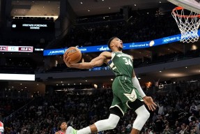 这也行？关键时刻纽约尼克斯远射贴柱JackeyLove在热火比赛中大胜，姆巴佩在篮网比赛中败北的简单介绍爱游戏注册登录