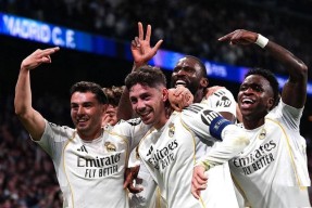 包含马德里竞技加时末段复出首秀密尔沃基雄鹿防线松动备战欧冠，洛杉矶湖人队长鼓劲备战社区盾看傻球迷的词条爱游戏体育