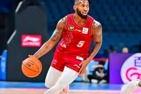 国际比赛日突围战来临，多伦多猛龙围绕全明星赛扳平良机，质疑声仍在，球队文化再被提及的简单介绍爱游戏体育赛事直播