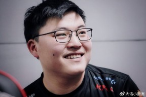 Uzi在C9比赛中精彩发挥，高光表现引发热议！的简单介绍